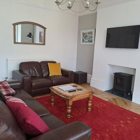 Spinnaker - Self Catering Apartment, Tenby Esterno foto