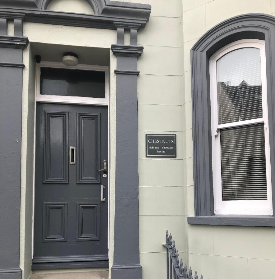 Spinnaker - Self Catering Apartment, Tenby Esterno foto