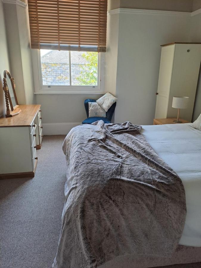 Spinnaker - Self Catering Apartment, Tenby Esterno foto